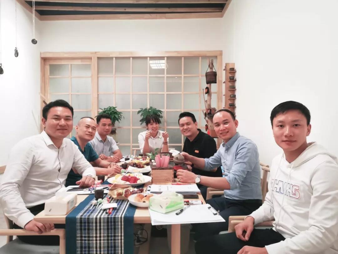 工程、材料中心管理層“裸心會”丨茶短情長，一場來自心靈的對話！