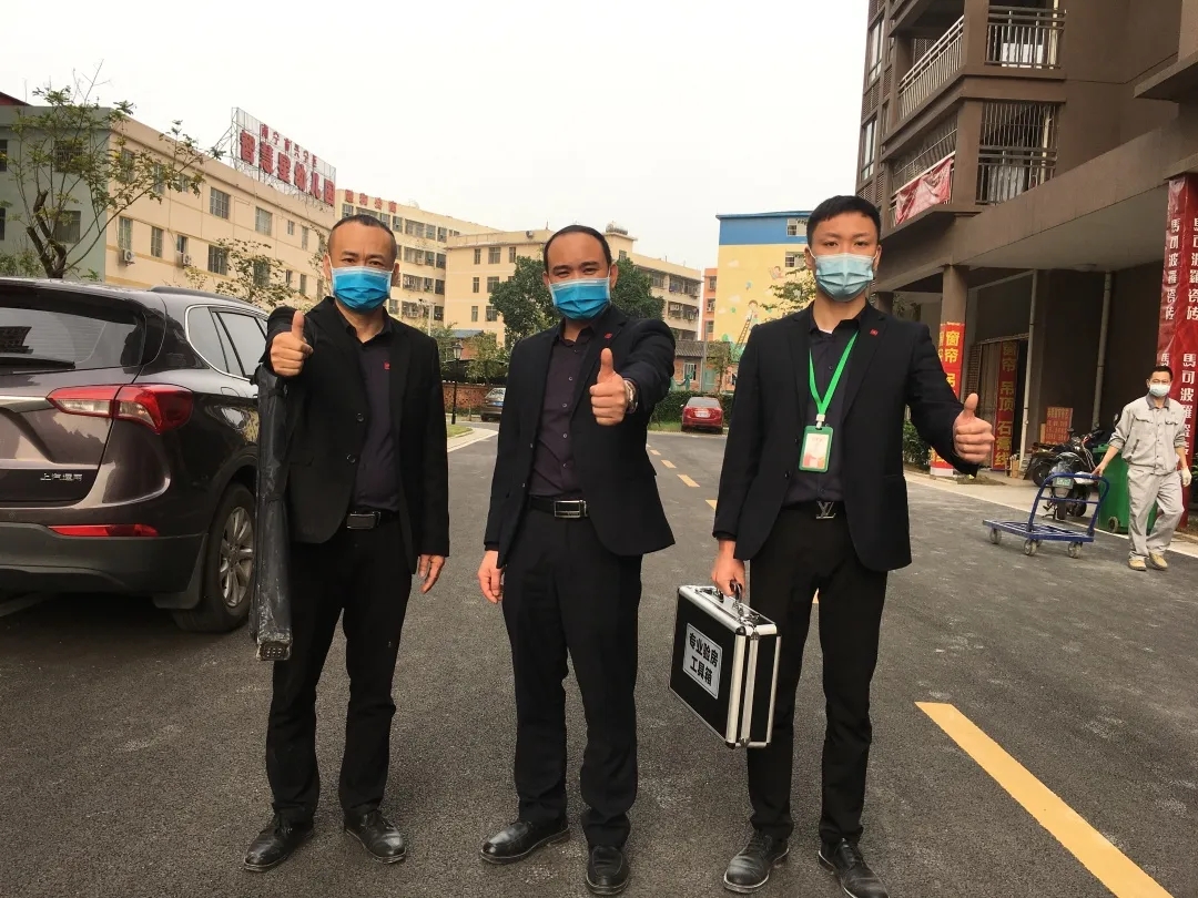 工地巡檢丨第四人民醫(yī)院職工住宅工地巡檢，為“最美逆行者”的新家護(hù)航！